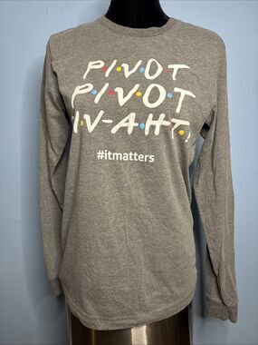 Bella-Canvas Friends Gray Pivot T-Shirt (Women’s M) TV Show Graphic Tee
